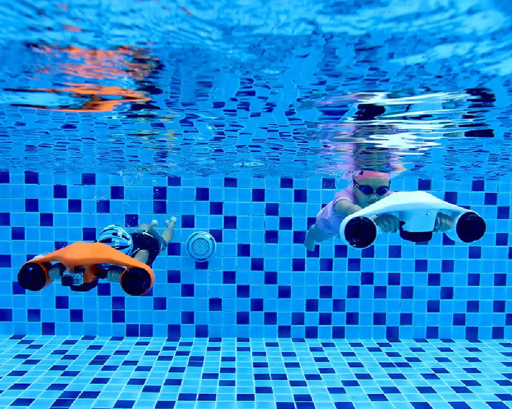 Manta Asiwo underwater scooters in pool used by kids.