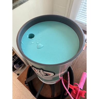 Catz Design Dive Xtras BlackTip Battery Drip Cover installed water drops.