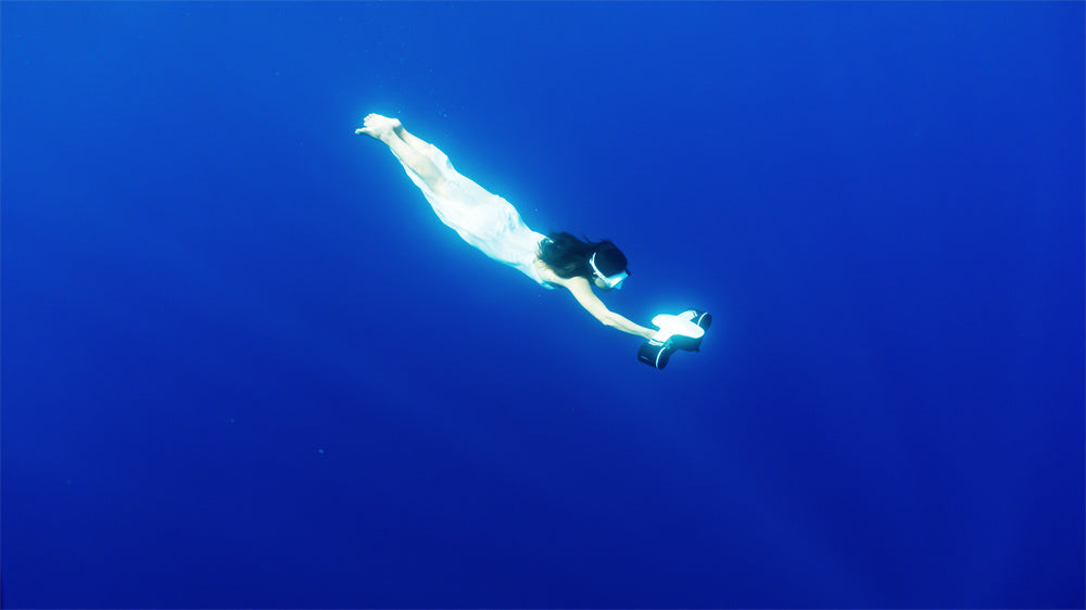 RoboSea Seaflyer Underwater Scooter