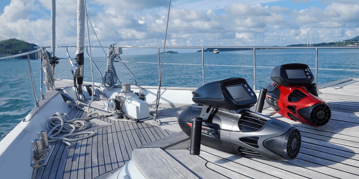 Underwater Scooters for Yacht Charters