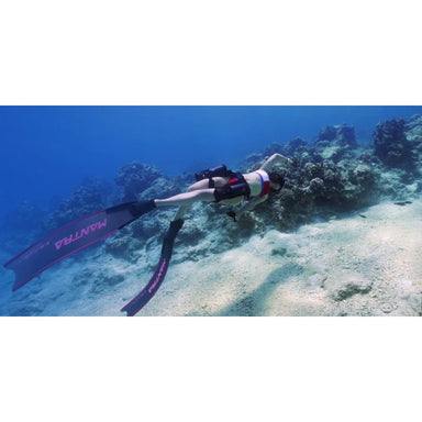 LEFEET S1 PRO Scuba Booster Strap Kit in use by diver.