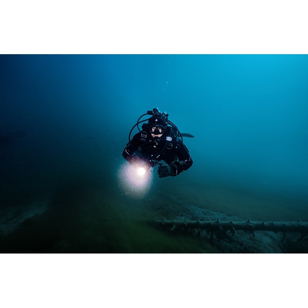 Lake diving with SCUBAJET PRO Dive Kit underwater scooter and BEAM LED attachment.