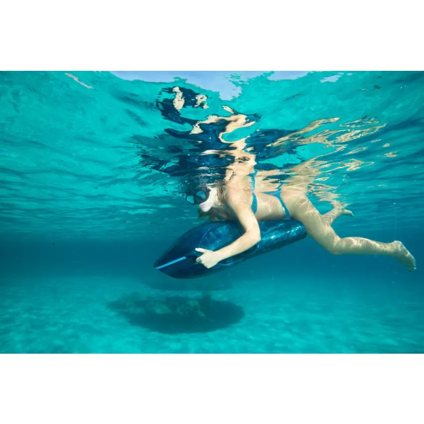 SeaNXT ELITE Underwater Scooter with positive buoyancy