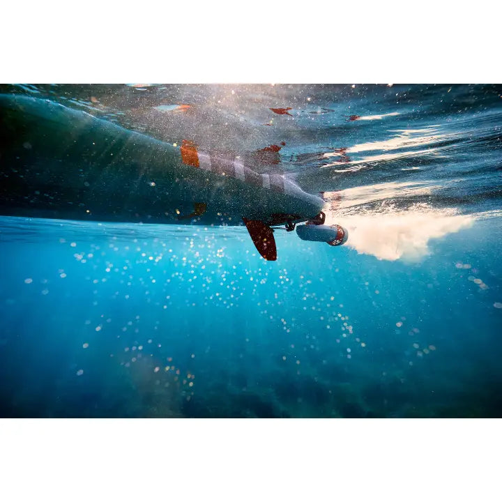 Sublue WhiteShark Tini Paddleboard Power Single Motor Kit from the front